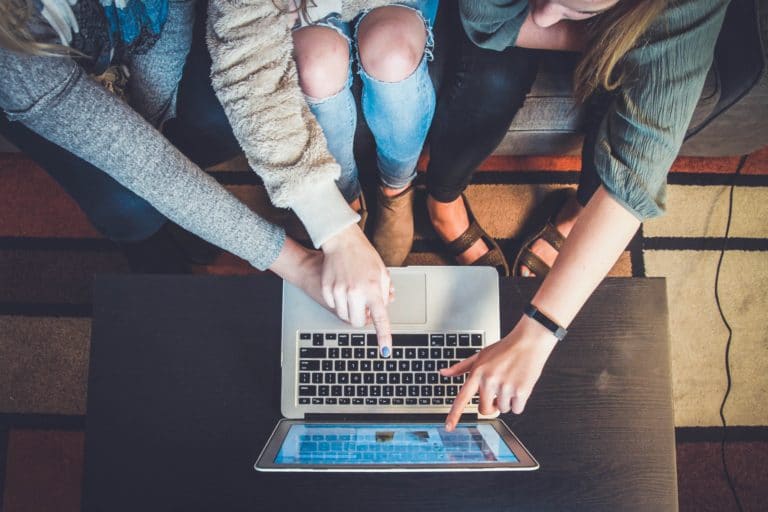 Social media manager skills